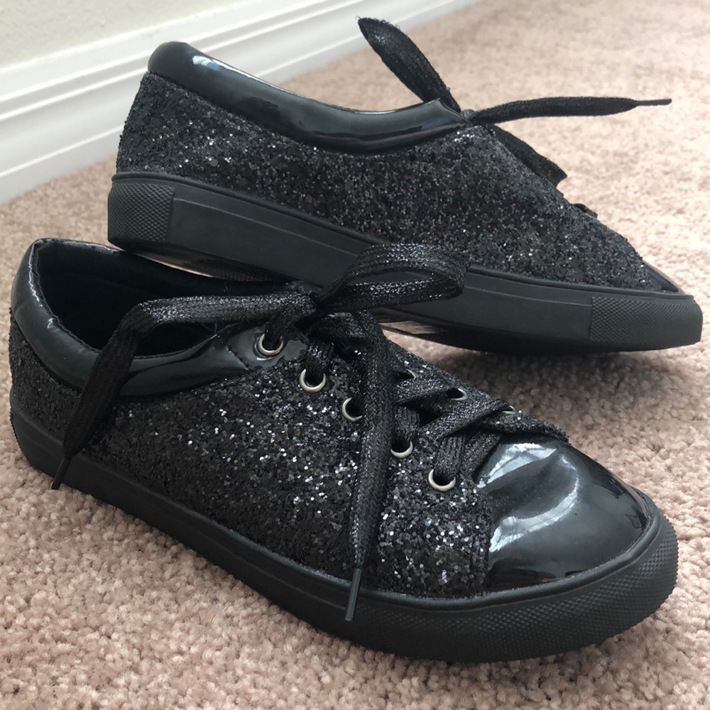 Sparkle black sneakers